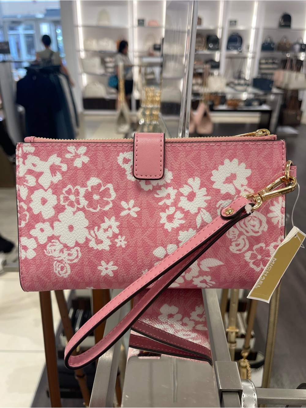MICHAEL KORS Pink Floral Zip Wallet Wristlet with Gold Hardware - Picture 5 of 16